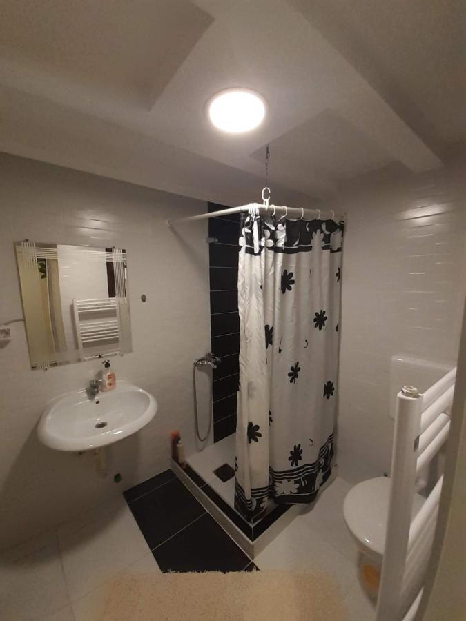 Apartmani Zaara Saraievo Exterior foto